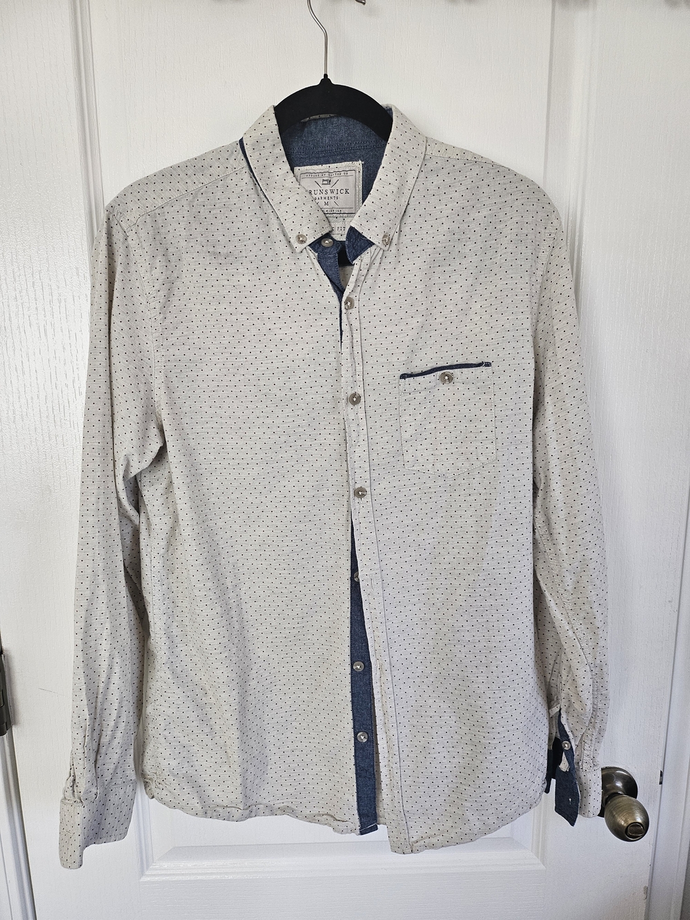 Cotton On Cream Button-Up Shirt with Navy Accents